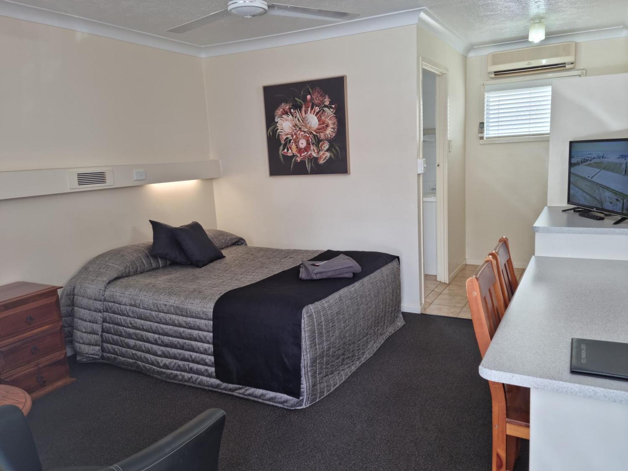 Whiteoaks Motel & Lodges Тувумба Екстер'єр фото