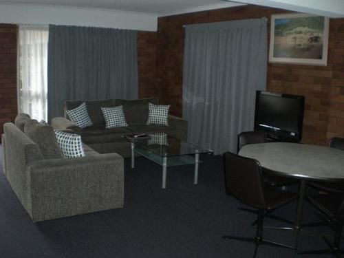 Whiteoaks Motel & Lodges Тувумба Екстер'єр фото